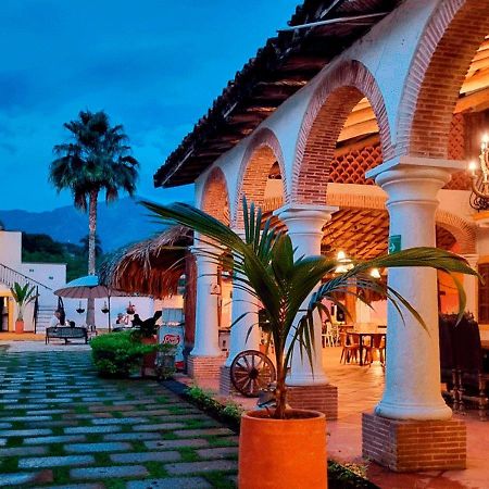 Hotel Santa Barbara Colonial - サンタ・フェ・デ・アンティオキア エクステリア 写真