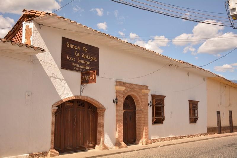 Hotel Santa Barbara Colonial - サンタ・フェ・デ・アンティオキア エクステリア 写真