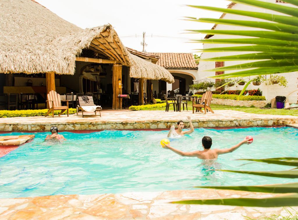 Hotel Santa Barbara Colonial - サンタ・フェ・デ・アンティオキア エクステリア 写真