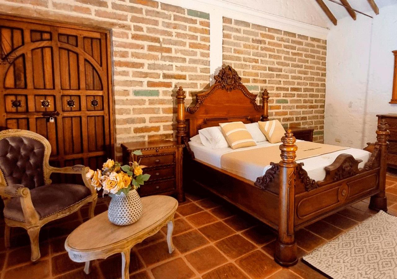 Hotel Santa Barbara Colonial - サンタ・フェ・デ・アンティオキア エクステリア 写真