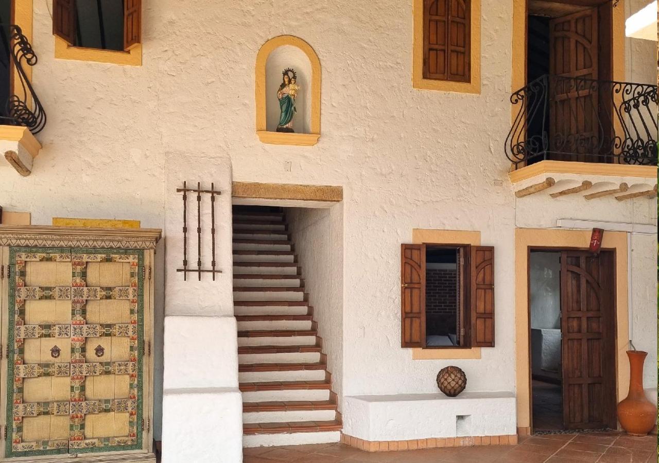 Hotel Santa Barbara Colonial - サンタ・フェ・デ・アンティオキア エクステリア 写真