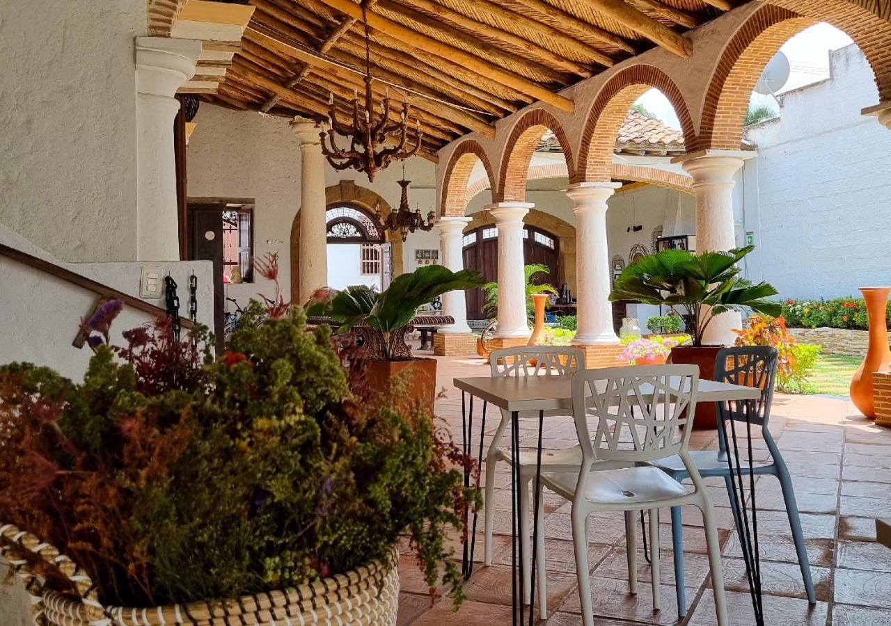 Hotel Santa Barbara Colonial - サンタ・フェ・デ・アンティオキア エクステリア 写真